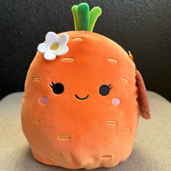 8โ Caroleena Squishmallows NWT - Picture 1 of 5